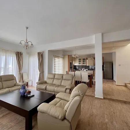 Boztuna Villa Kyrenia (Northern Cyprus)